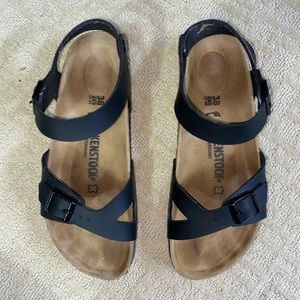 Birkenstock Rio BS size 8N